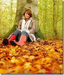 Windows-Live-Writer-Living-more-by-doing-less_8215-autumn-woman-sitting-under-tree-7231694_thumb